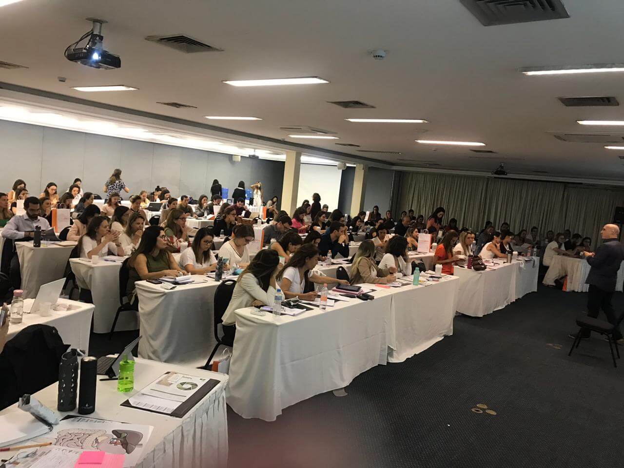 Murilo Pereira conduzindo o curso Modulação Intestinal